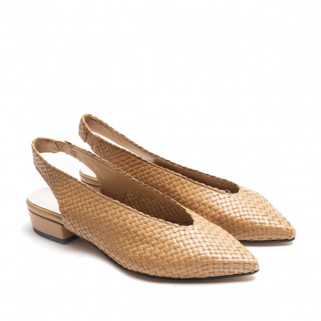 Slingback shoes in Tan woven