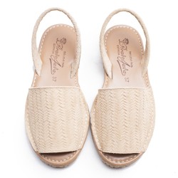 Beige Spikes Avarque