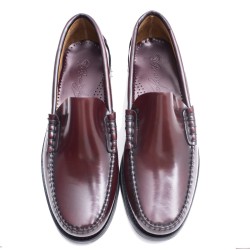 Mocasín Liso Burdeos