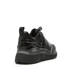 24 Horas Sneakers