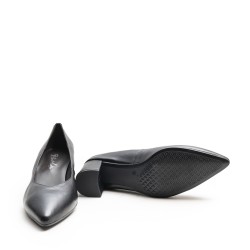 Black Leather Heel Shoe