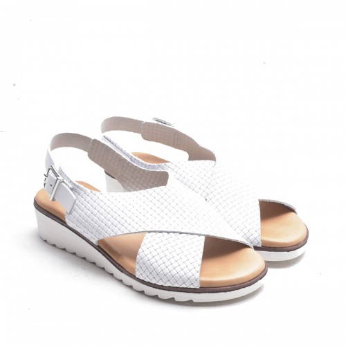 Crossed Band Sandals