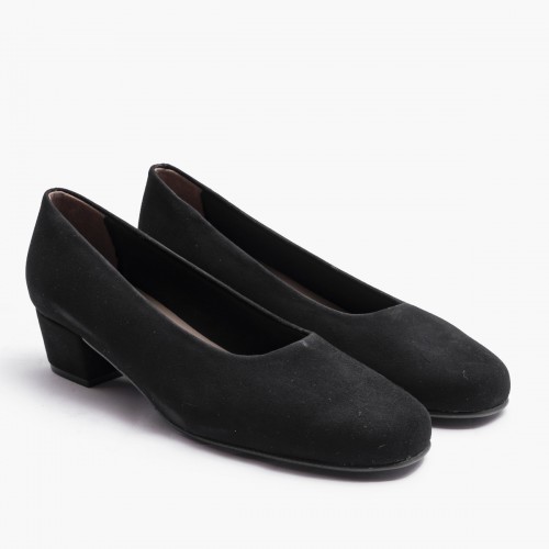 Black Suede Heel Shoe