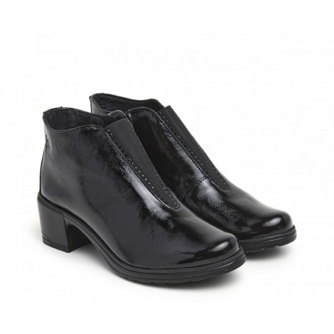 Elastic Front Ankle Boot