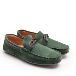 Mocasín lazo en serraje verde