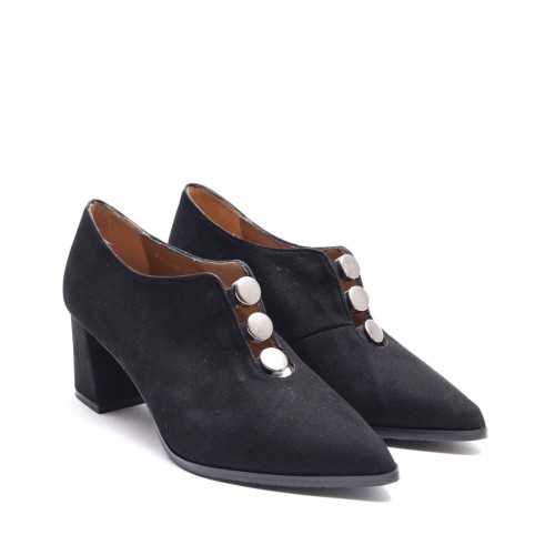 Buttoned Shoe